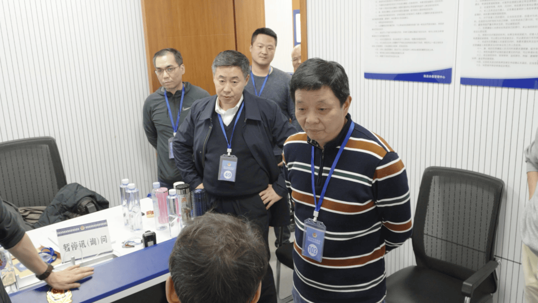 南京警方破获一起15年前命案积案！嫌疑人用“技术”开锁，盗窃时遇房主呼救持刀杀人