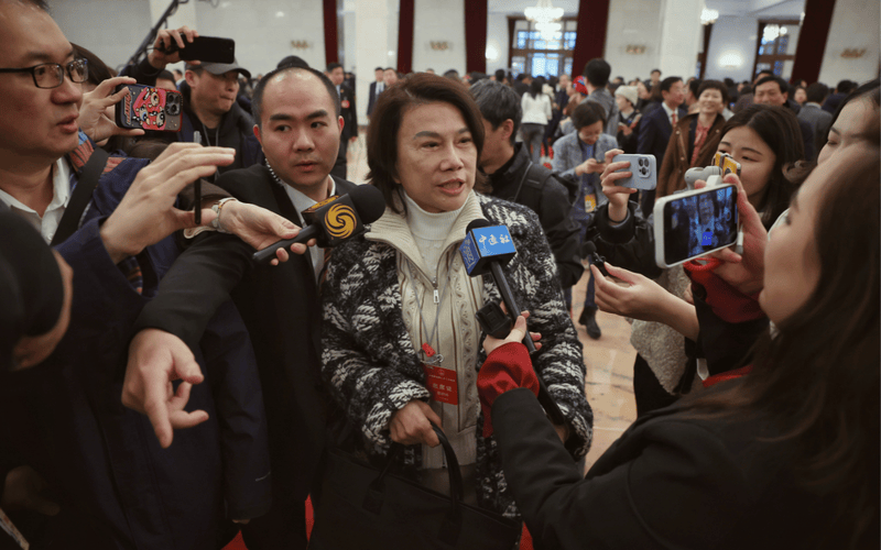 “绝不用海归派”，董明珠“间谍言论”背离常识 |新京报快评