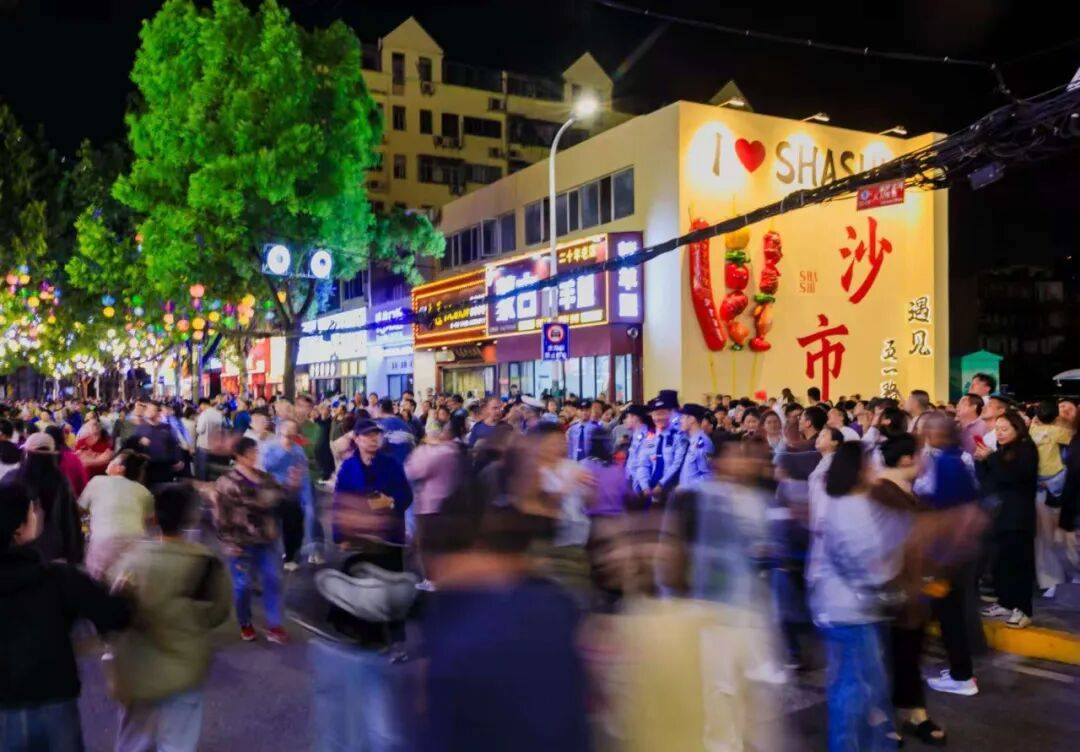 一方墙绘,续写满城精彩